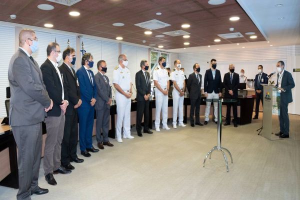 Marinha e Itaipu firmam convênio para reforçar segurança do reservatório