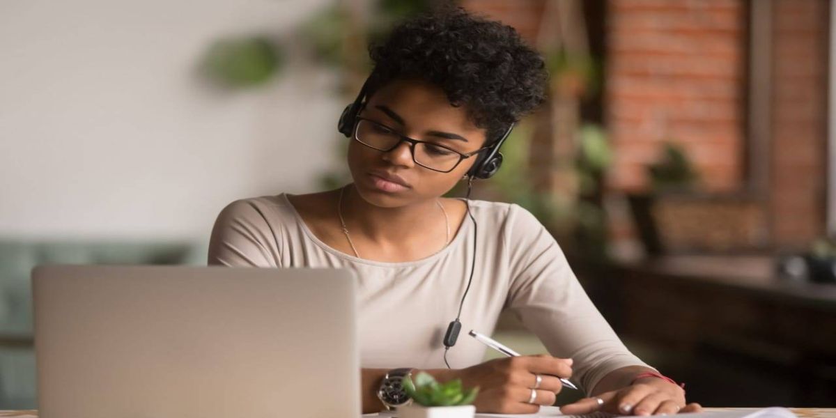 Processo seletivo de verão da PUCPR será digital 