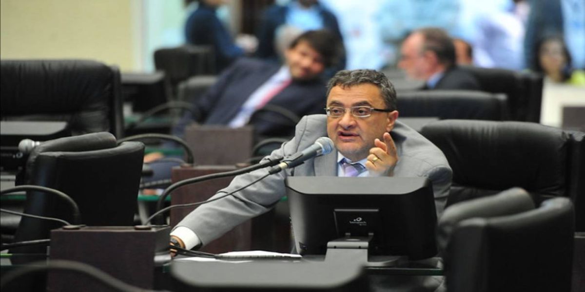 Proposta de privatização de unidades básicas de saúde é repudiada por deputado