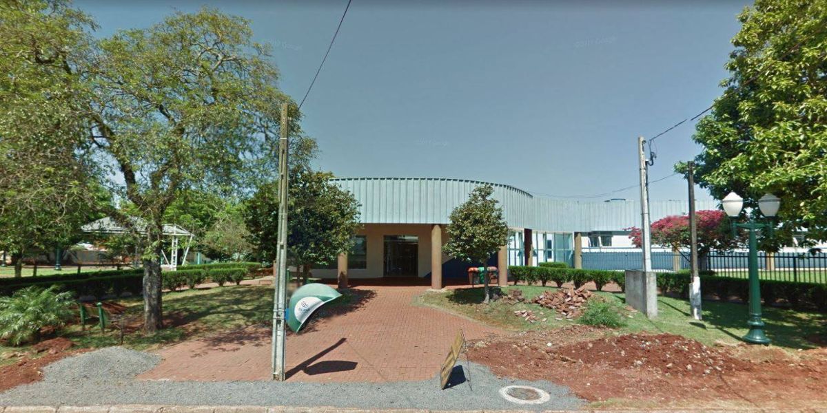 Homem esfaqueado pede socorro no Hospital Municipal de Três Barras do Paraná