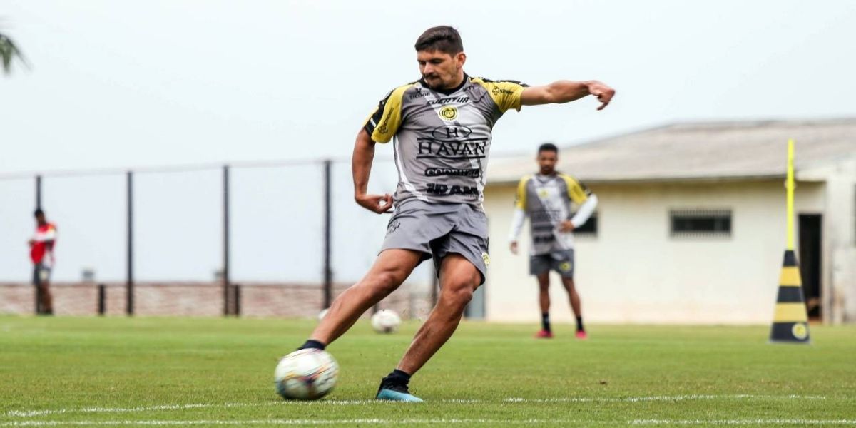 FC Cascavel enfrenta Toledo no Clássico da Soja pela 10ª rodada do Brasileirão da Série D