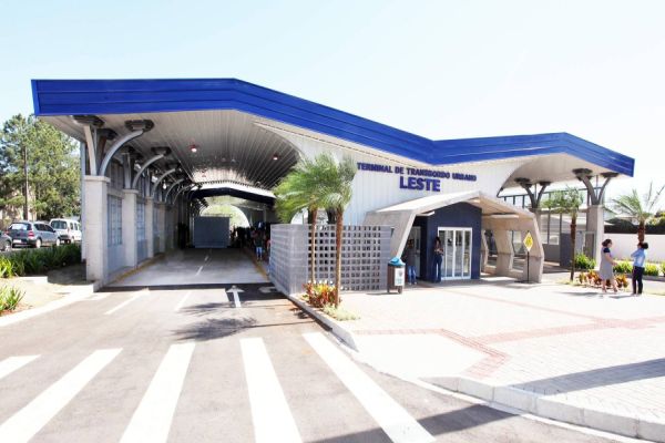 Transporte Urbano recebe 15 veículos do transporte escolar rural de forma emergencial