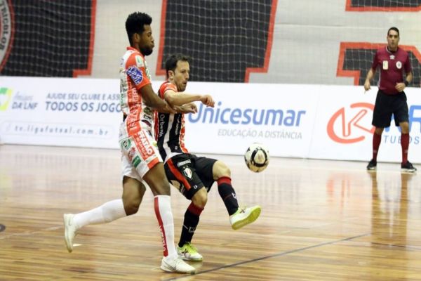 Cascavel Futsal perde para o Joinville na Liga Nacional