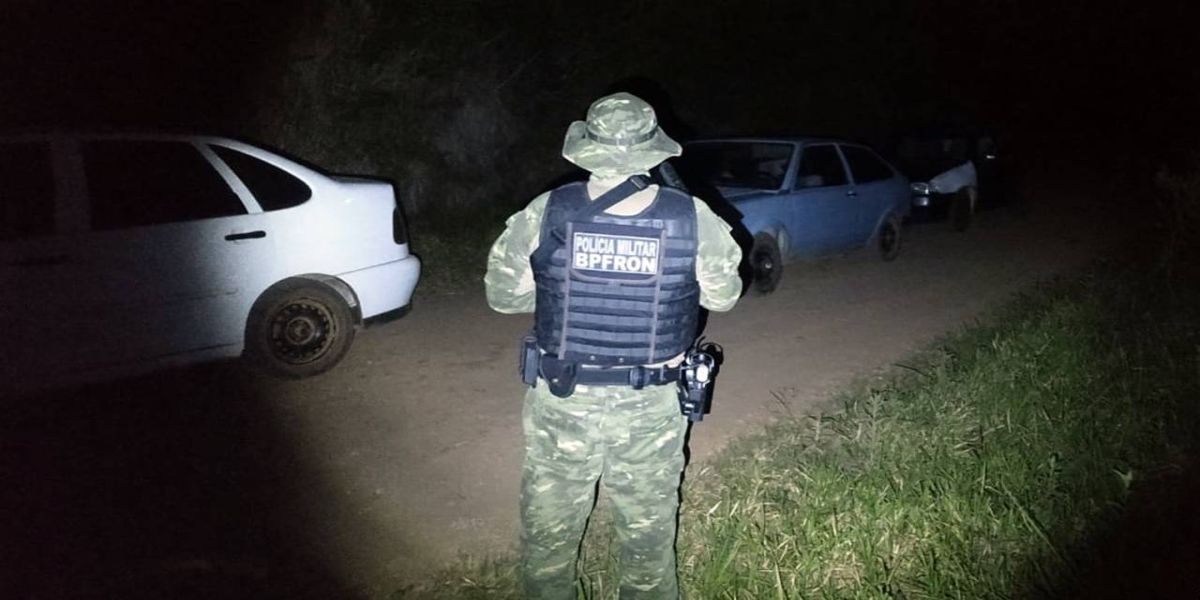 BPFRON apreende três veículos com vinhos argentinos na cidade de Santo Antônio do Sudoeste