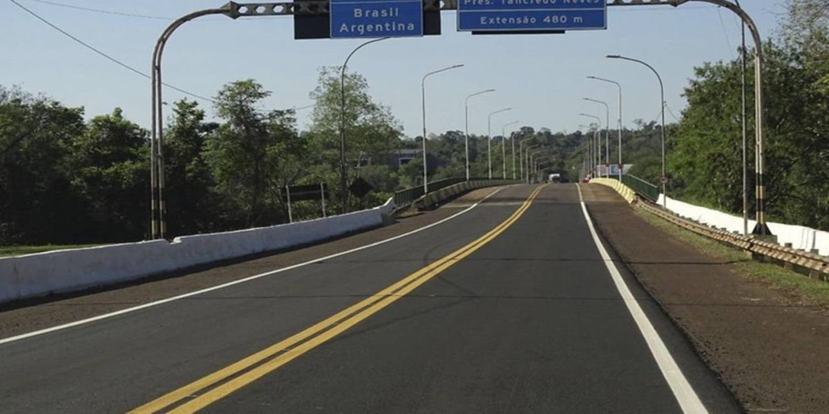 Lideranças de Puerto Iguazú, Foz e Paraguai discutem ações para reabertura da Ponte Tancredo Neves