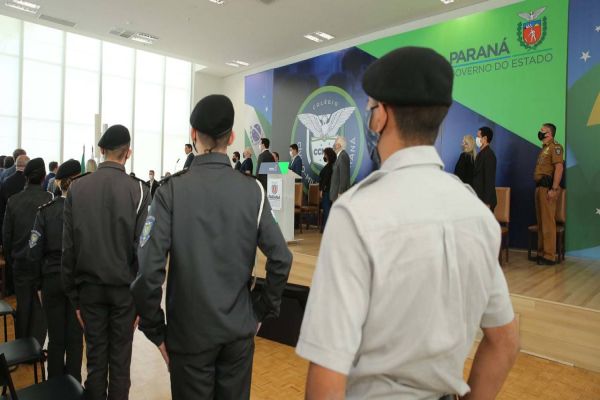 Justiça considera válida a consulta pública dos Colégios Cívico-Militares