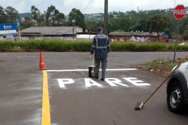 Atenção para nova sinalização na Rua João Fernandes dos Santos