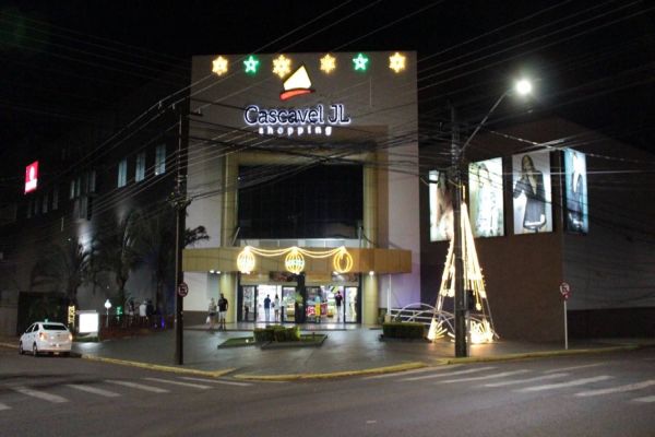 Cascavel JL Shopping estará de portas abertas neste feriado e com decoração natalina