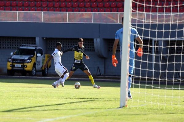 FC Cascavel não bate Ferroviária na 12ª rodada do Brasileirão Série D