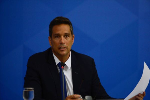 Taxa de rejeição do Pix está em 6,5%, diz Campos Neto