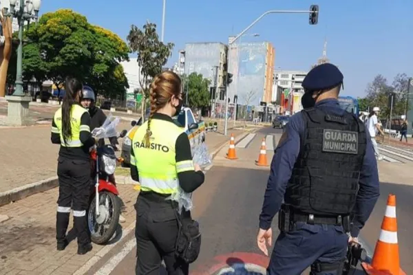 Foto relacionada a notícia: Trânsito: Transitar e GM intensificam ações integradas visando à prevenção de acidentes com trauma