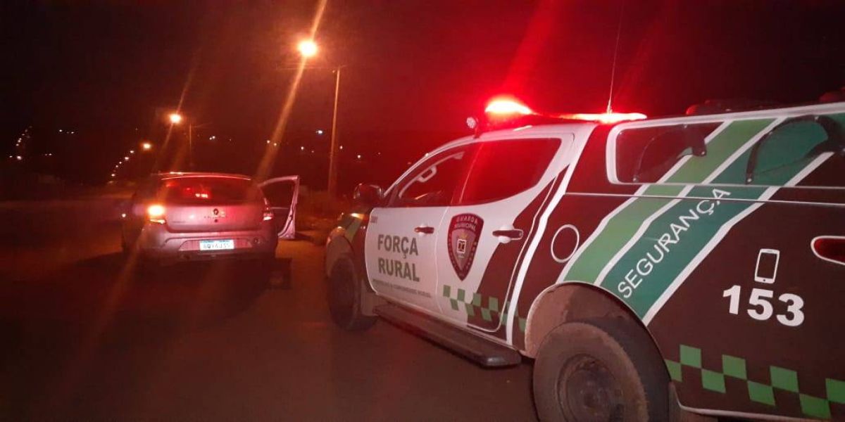 Casal fica ferido após serem atingidos por carro na Av. das Pombas