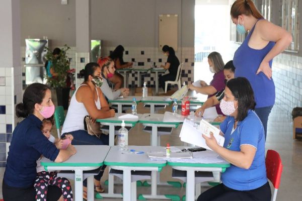 Escola da Transparência inicia as matrículas dando aula de organização