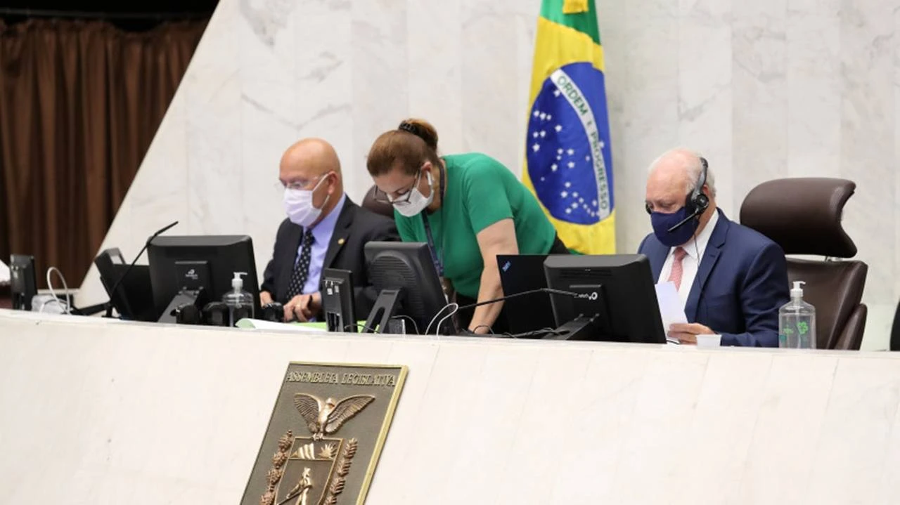 Foto relacionada a notícia: Deputados aprovam projeto que restabelece parcelamento de ICMS
