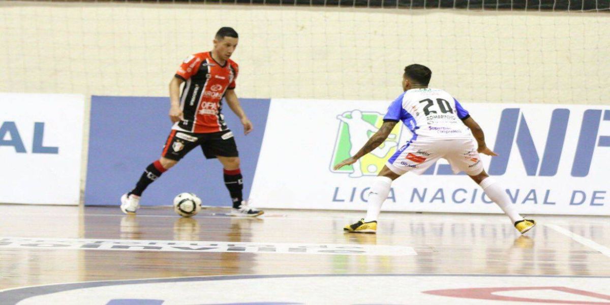 Joinville-SC desbanca atual bicampeão e avança à semifinal da LNF