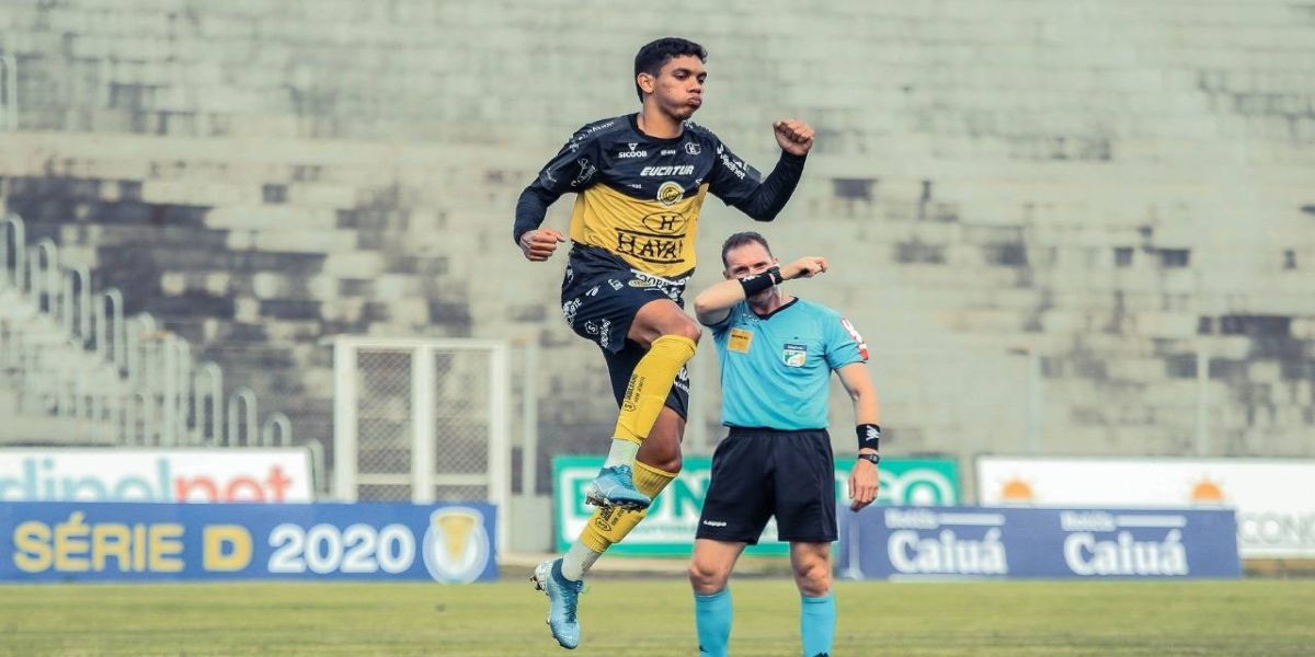 Da base a artilheiro da temporada, Paulo Baya, o menino que está brilhando no FC Cascavel