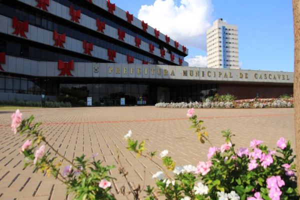 Fim de Ano:  Decreto define recessos, férias e pontos facultativos