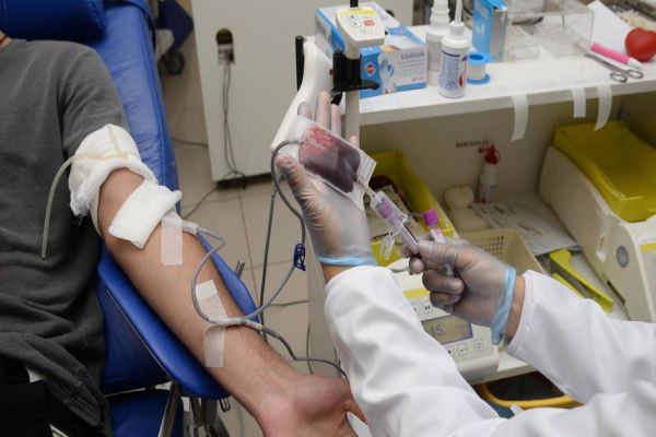 Imagem referente a notícia: Hemocentro reforça importância da doação contínua durante todo o ano