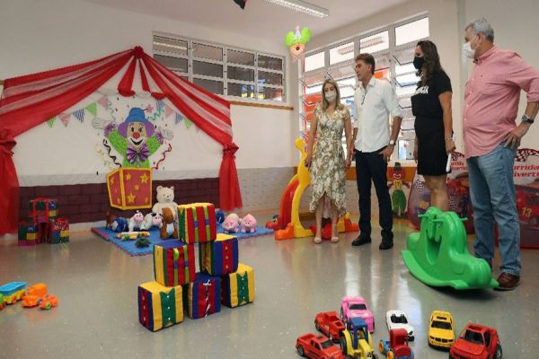 Escola da Transparência é inaugurada e Paranhos já anuncia 2ª unidade
