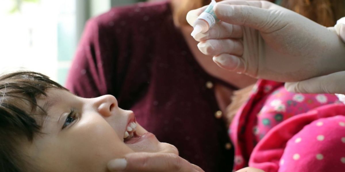 Cascavel atinge meta de vacinação contra a pólio, mas hoje ainda tem imunização