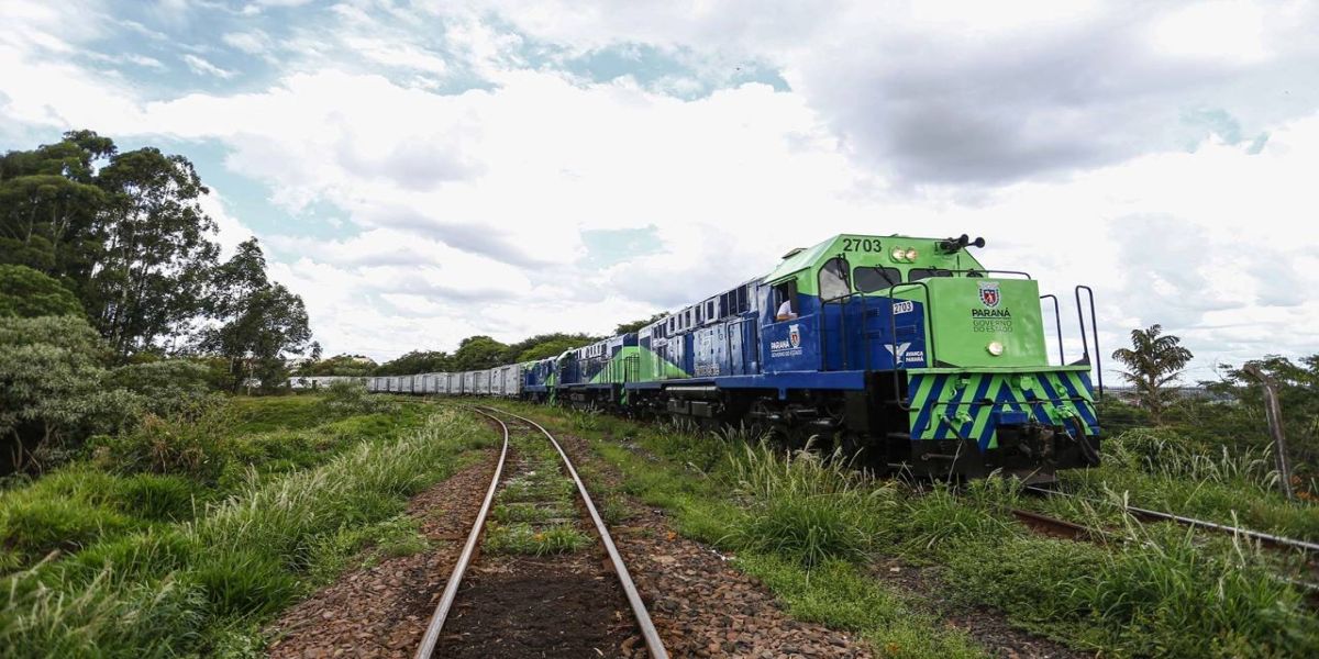Movimentação de cargas pela Ferroeste cresce 34%, com novo recorde