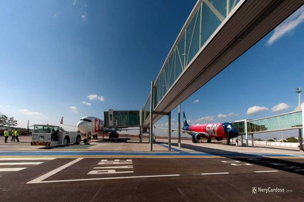 Cascavel Avança: voo extra marca início das operações no novo terminal de Cascavel