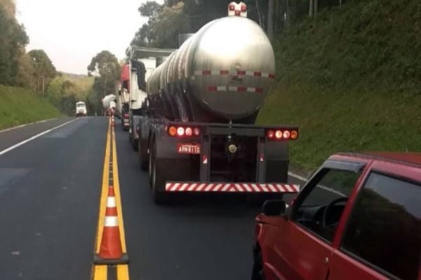 Pacheco solicita informações sobre cumprimento da lei do sistema Pare e Siga