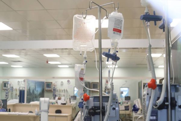 Governo reativa 573 leitos exclusivos para infectados pelo coronavírus