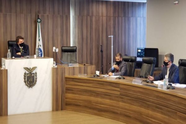 Comissão Especial retirou aumento de 2000% nas custas dos cartórios