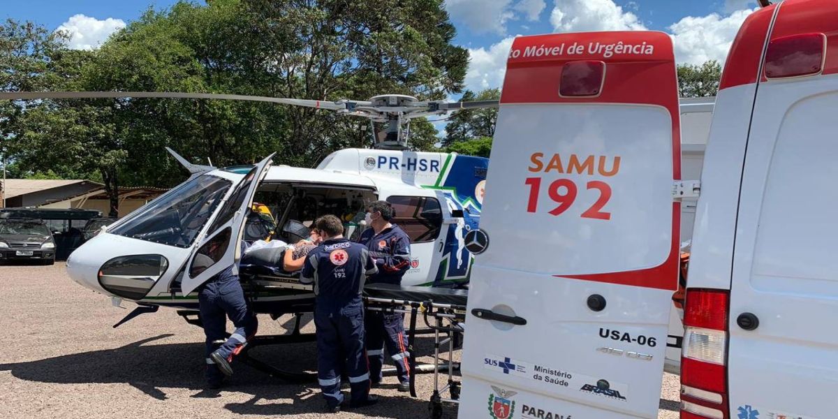 Helicóptero do Consamu realiza transferência de mulher de 68 anos de Três Barras à Cascavel