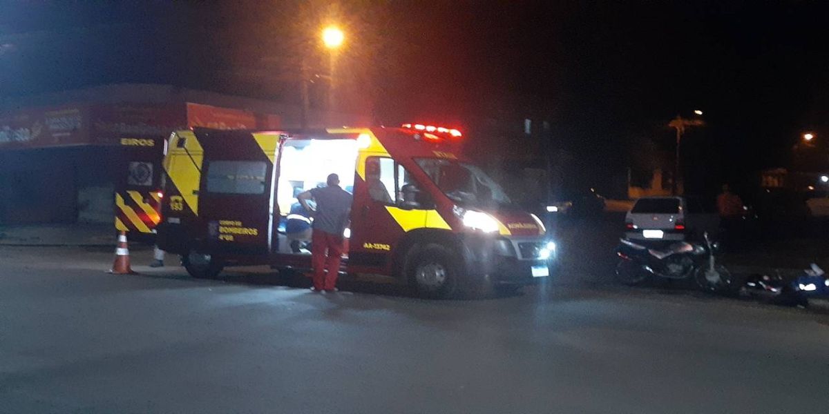 Jovem de 21 anos fica ferida após colisão no Bairro Tarumã