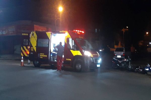 Jovem de 21 anos fica ferida após colisão no Bairro Tarumã
