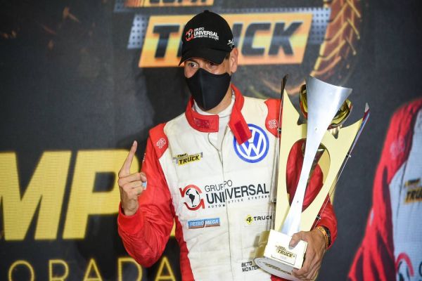 Beto Monteiro conquista bicampeonato inédito da Copa Truck