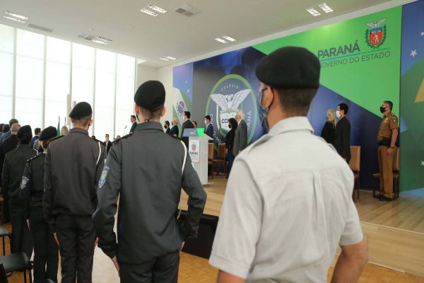 Estado seleciona policiais para atuar em colégios cívico-militares