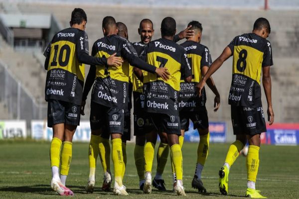 Para marcar a primeira participação na Copa do Brasil, FC Cascavel lança uniforme da temporada 2021