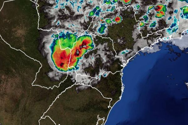 Defesa Civil emite alerta de chuvas intensas e rajadas de ventos de até 24-50 km/h