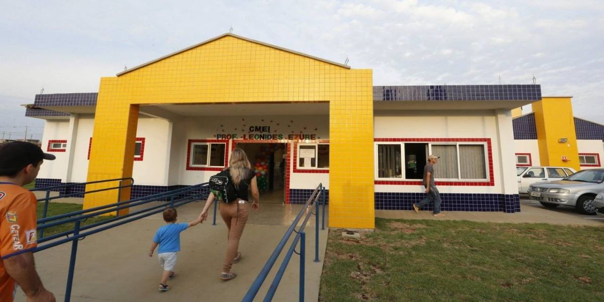 504 famílias deixaram de matricular os filhos em Cmeis