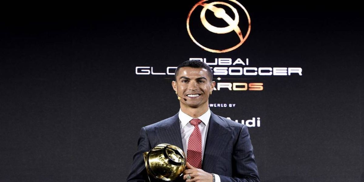 Cristiano Ronaldo é escolhido melhor jogador do século