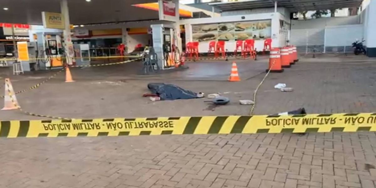 Morador de rua é morto brutalmente com bloco de concreto na Avenida Brasil
