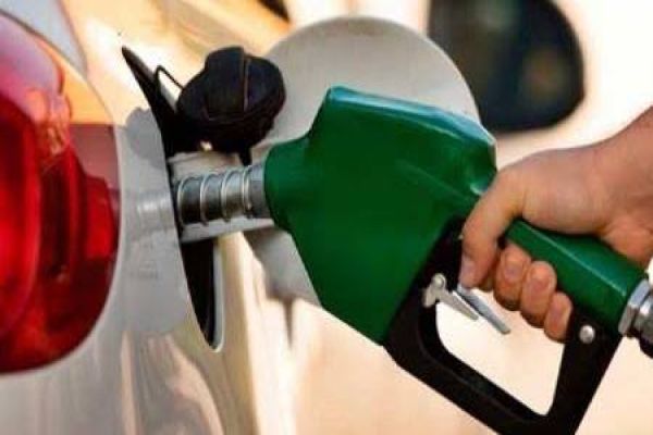 PF e Cade vão investigar preço de combustíveis em postos de gasolina