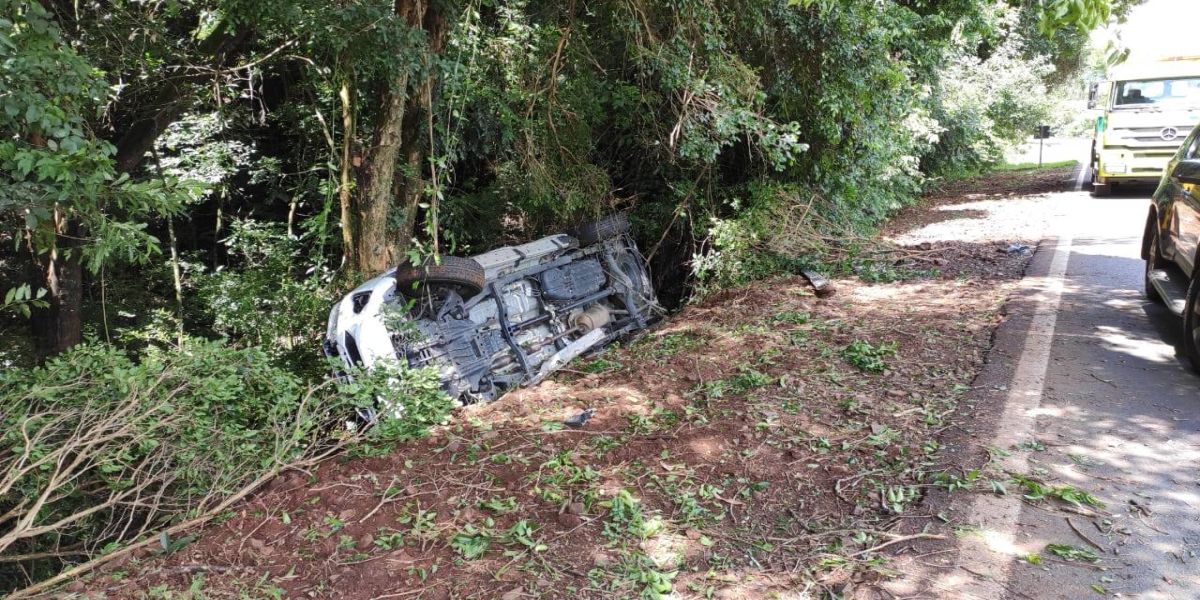 Grave colisão de trânsito é registrada na BR-277 em Cantangalo
