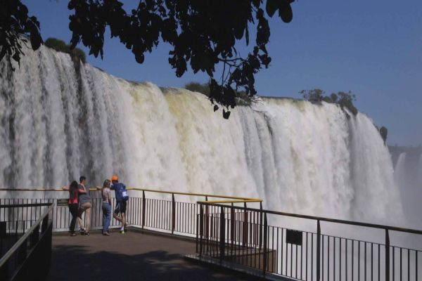 Paraná Turismo implementa ações para superar impactos da pandemia