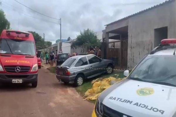 Homem morre baleado em cima de telhado no Bairro Paulo Godoy