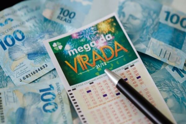 Imagem referente a notícia: Prêmio da Mega da Virada será dividido entre duas apostas