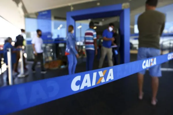 Foto relacionada a notícia: Caixa divulga calendário de pagamentos do Bolsa Família em 2021