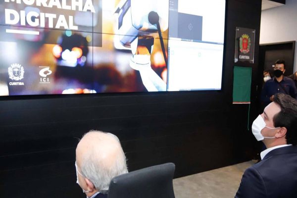 Novo centro de controle em Curitiba contribui com monitoramento do Estado