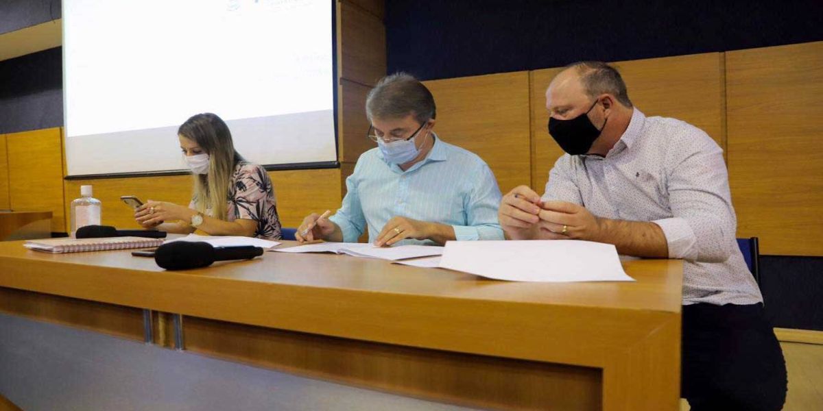 Secretaria de Saúde anuncia plano de ação em relação a pandemia