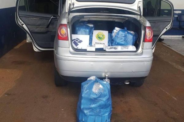 BPFRON e Receita Federal apreendem veículo carregado com eletrônicos em Toledo