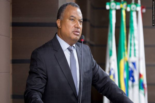 Cidão da Telepar assume mandato pela segunda vez na Câmara de Cascavel