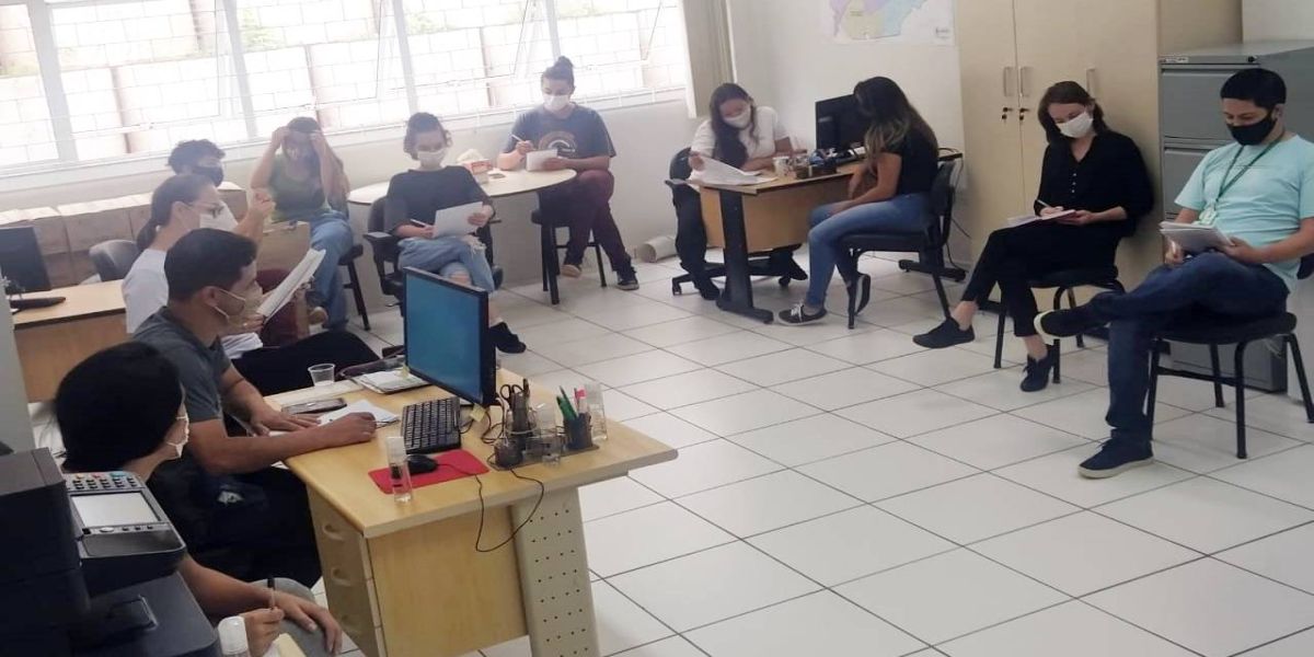 Secretária de Assistência Social de Cascavel realiza colônia de férias digital